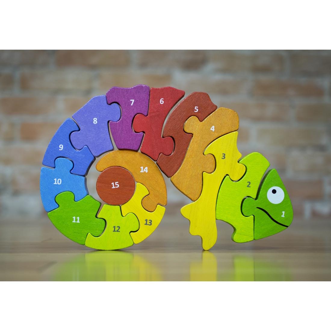 Counting Chameleon Puzzle Standing Up