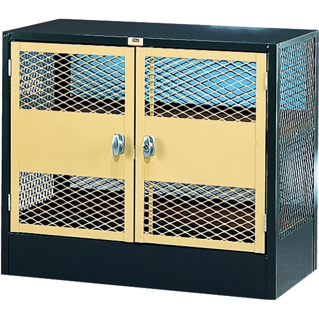Debcor Small Drying Cabinet with Steel Mesh Walls