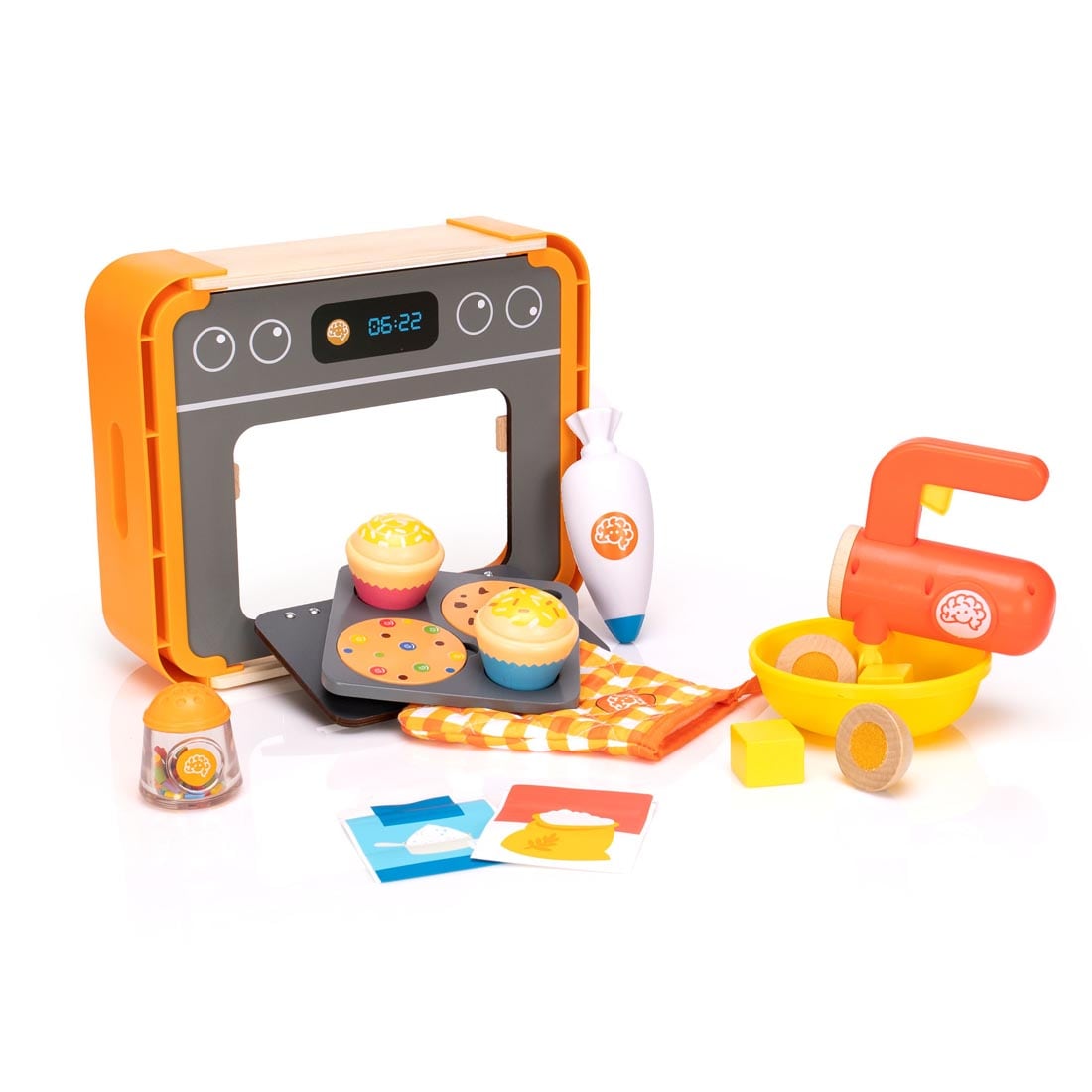 play food and accessories from the Pretendables Bakery Set