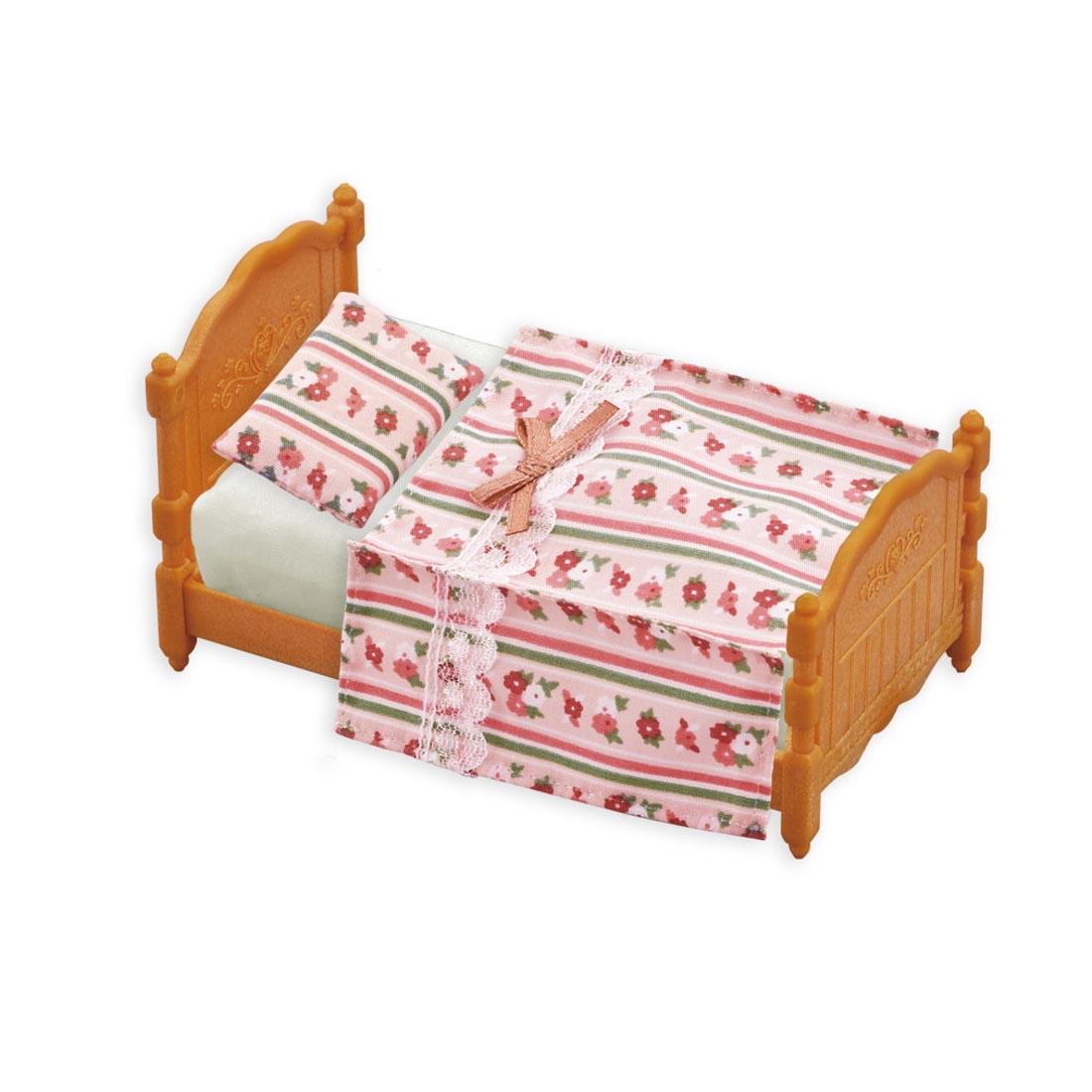 Calico Critters Bed and Comforter Set