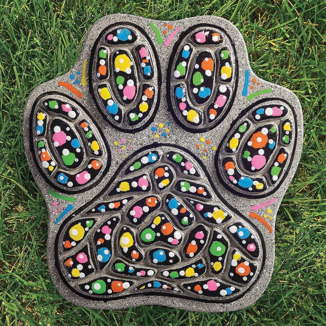 Completed project from the Paint Your Own Stepping Stone Paw Print Kit