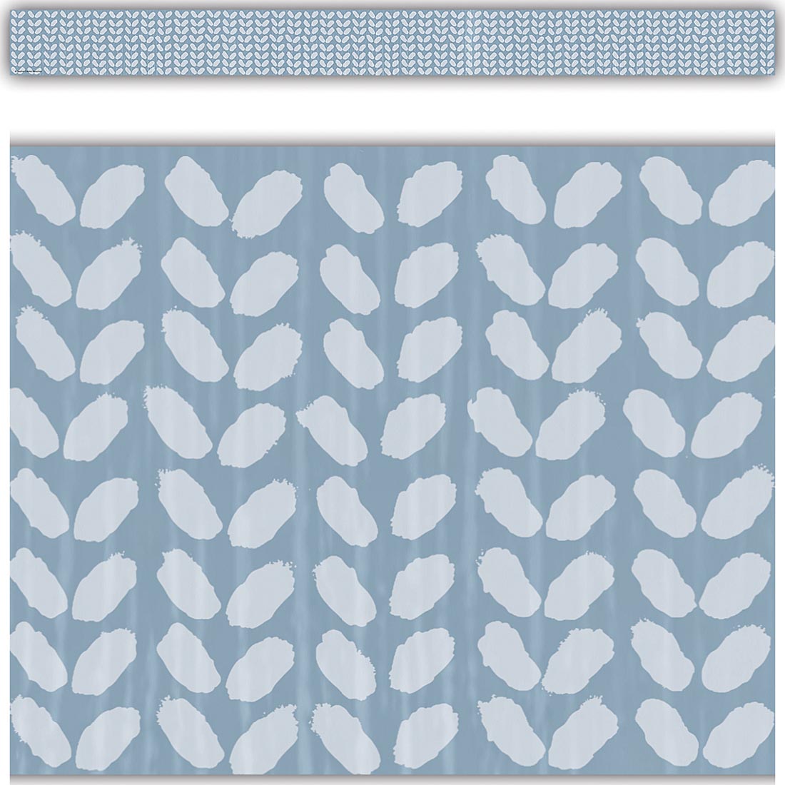 closeup plus a complete strip of Blue Petals Straight Border Trim from the Classroom Cottage collection by Teacher Created Resources