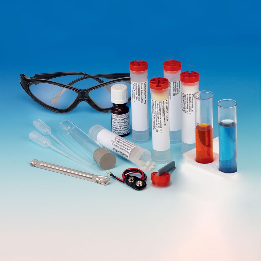components of the Chemistry C500 Kit